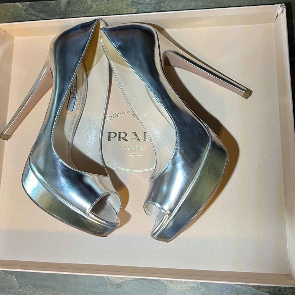 Prada Calzature Donna Size 35.5 Stiletto Heels Argento/Silver - Picture 9 of 13